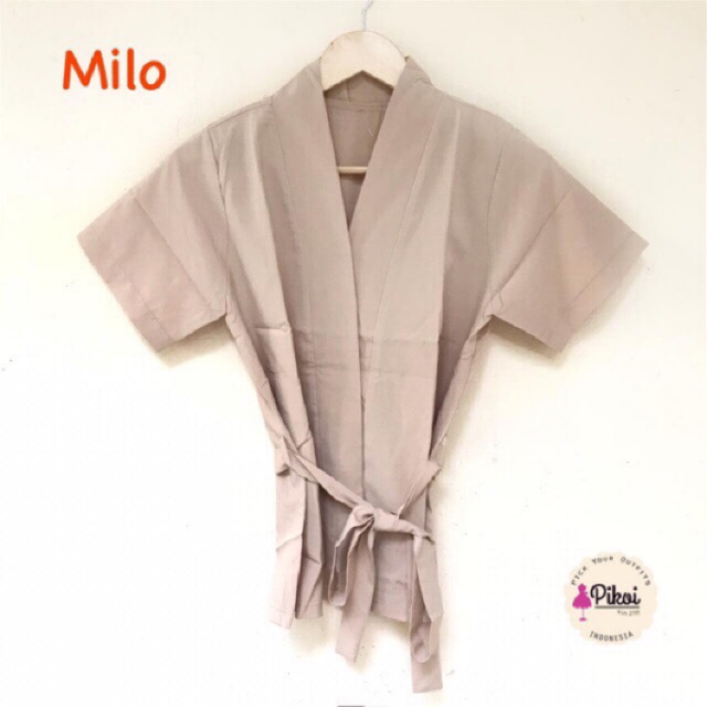 Blouse peplum wanita / blouse putih polos / blouse kantor murah / baju crepe cewek baju kantor 1618