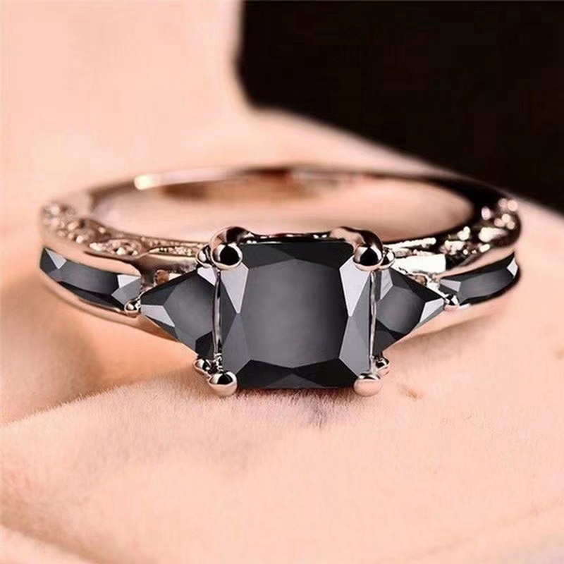 Cincin 925 Sterling Silver Hias Sapphire Hitam Gaya Princess Untuk Wanita