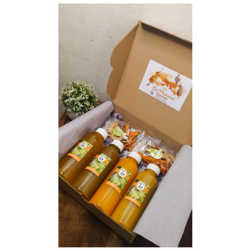 

NJAMUSIMBOK HAMPERS PARSEL LEBARAN MURAH SIAP KIRIM FREE KARTU UCAPAN
