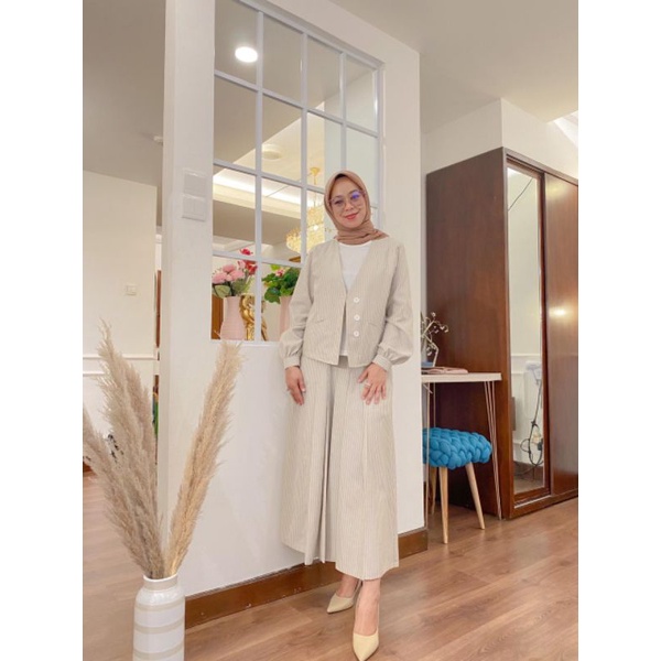 SUSAN HUDA - Haidy set