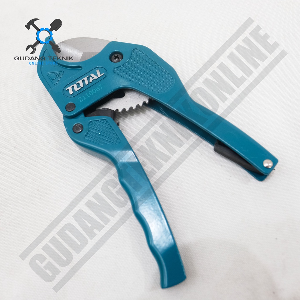 Gunting Potong Pipa PVC TOTAL THT53425 / Pipe Cutter Paralon 3-42mm THT 53425