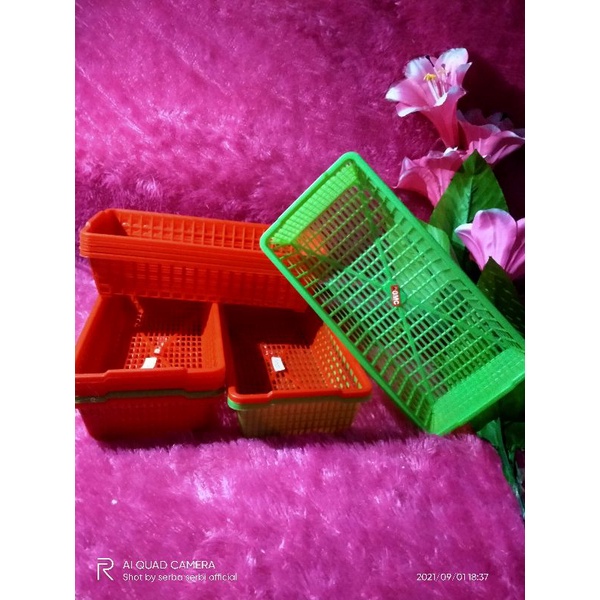

Wadah Plastik Serbaguna/Tempat alat tulis/Tempat bumbu dll