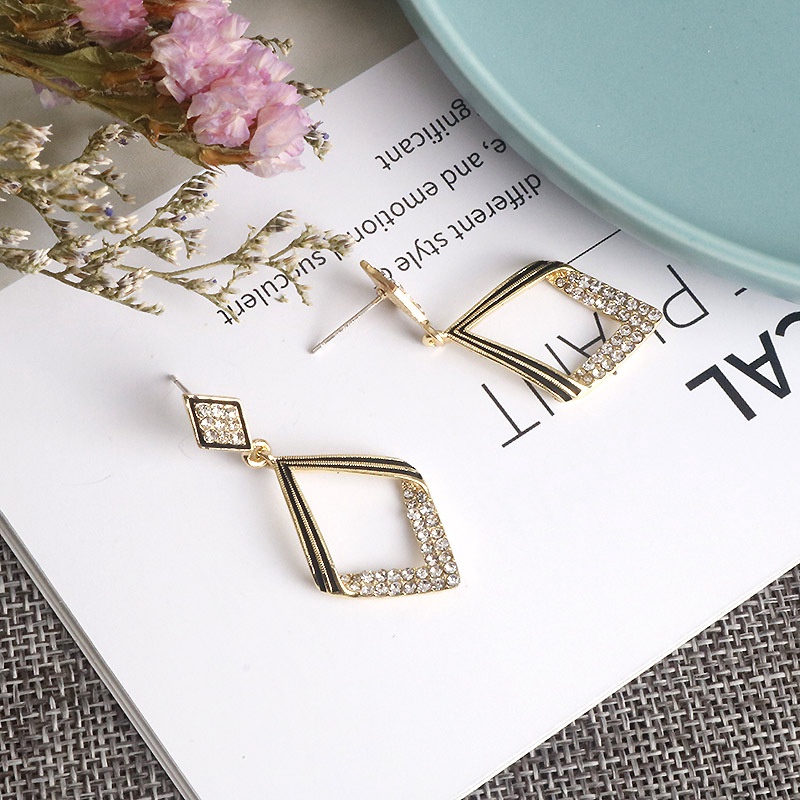 Anting 925 Silver Needle Gaya Korea Untuk Wanita