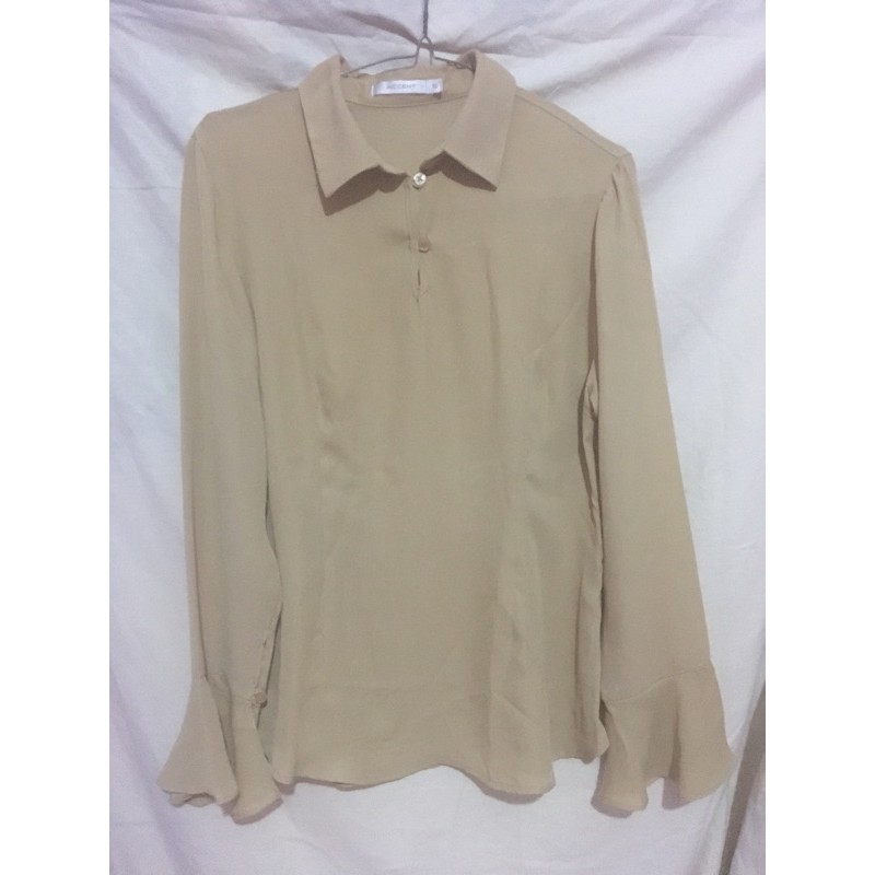 PRELOVED KEMEJA ACCENT