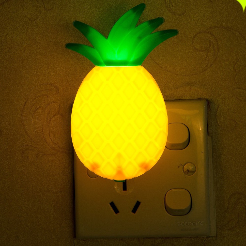 Lampu Malam LED Bentuk Buah Nanas Kartun