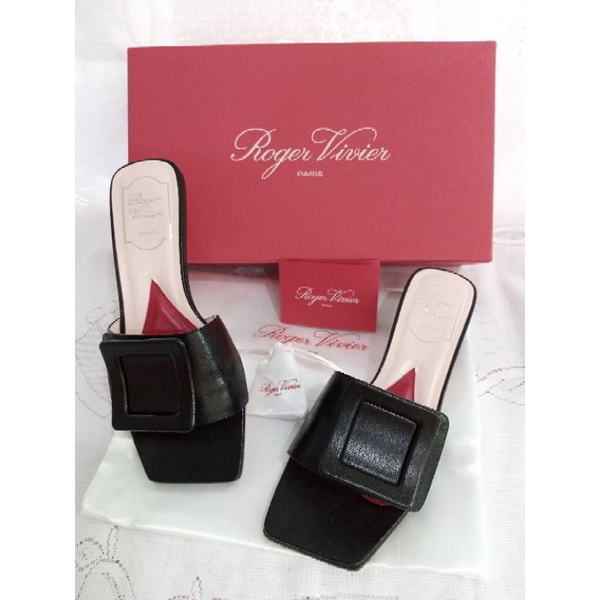 Sepatu/sandal wanita branded Roger Vivier Original