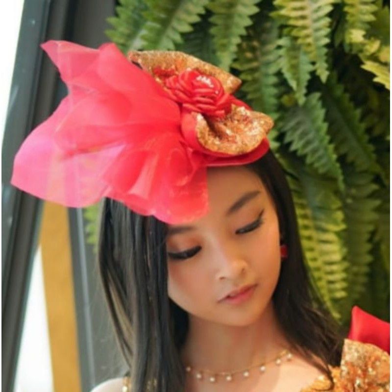 

Hatpiece pita squin