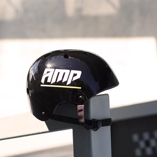 AMP helmet size M adult