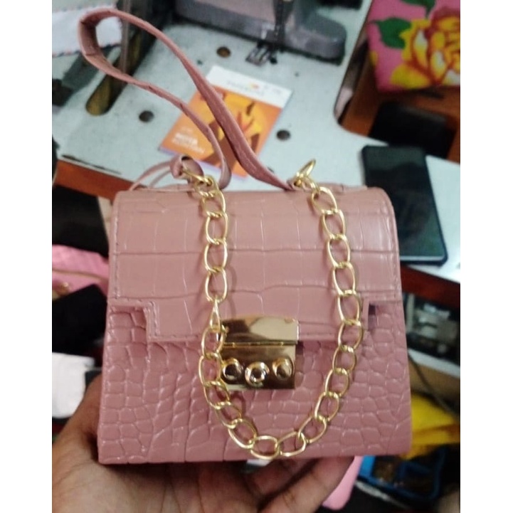 Tas Selempang Wanita Zjx 01