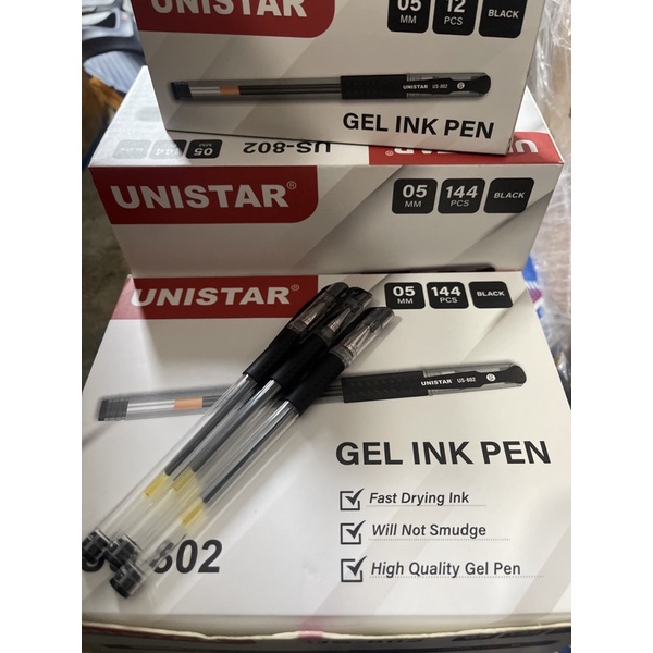 

PEN TINTA UNISTAR HITAM
