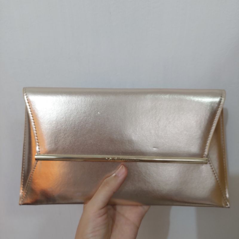 [PRELOVED]TAS PESTA VNC ORIGINAL CLUTCH WANITA GOLD