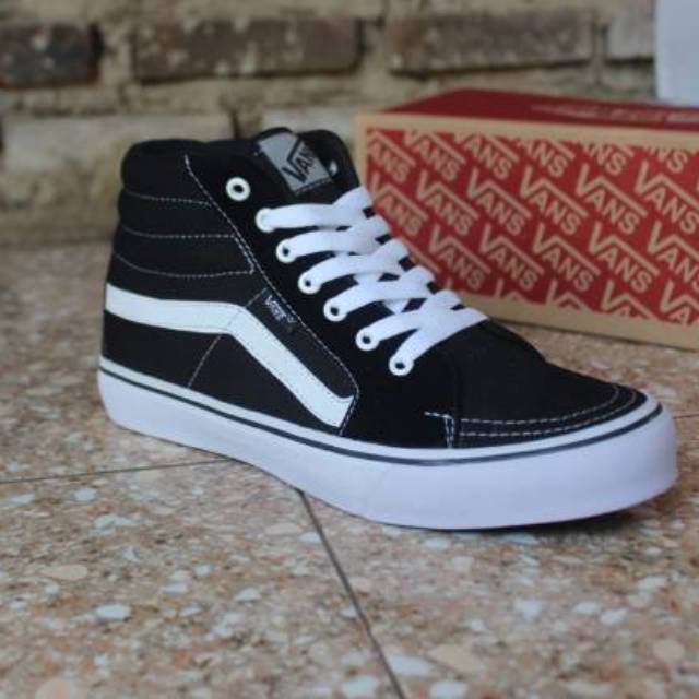 Sepatu vans sk8