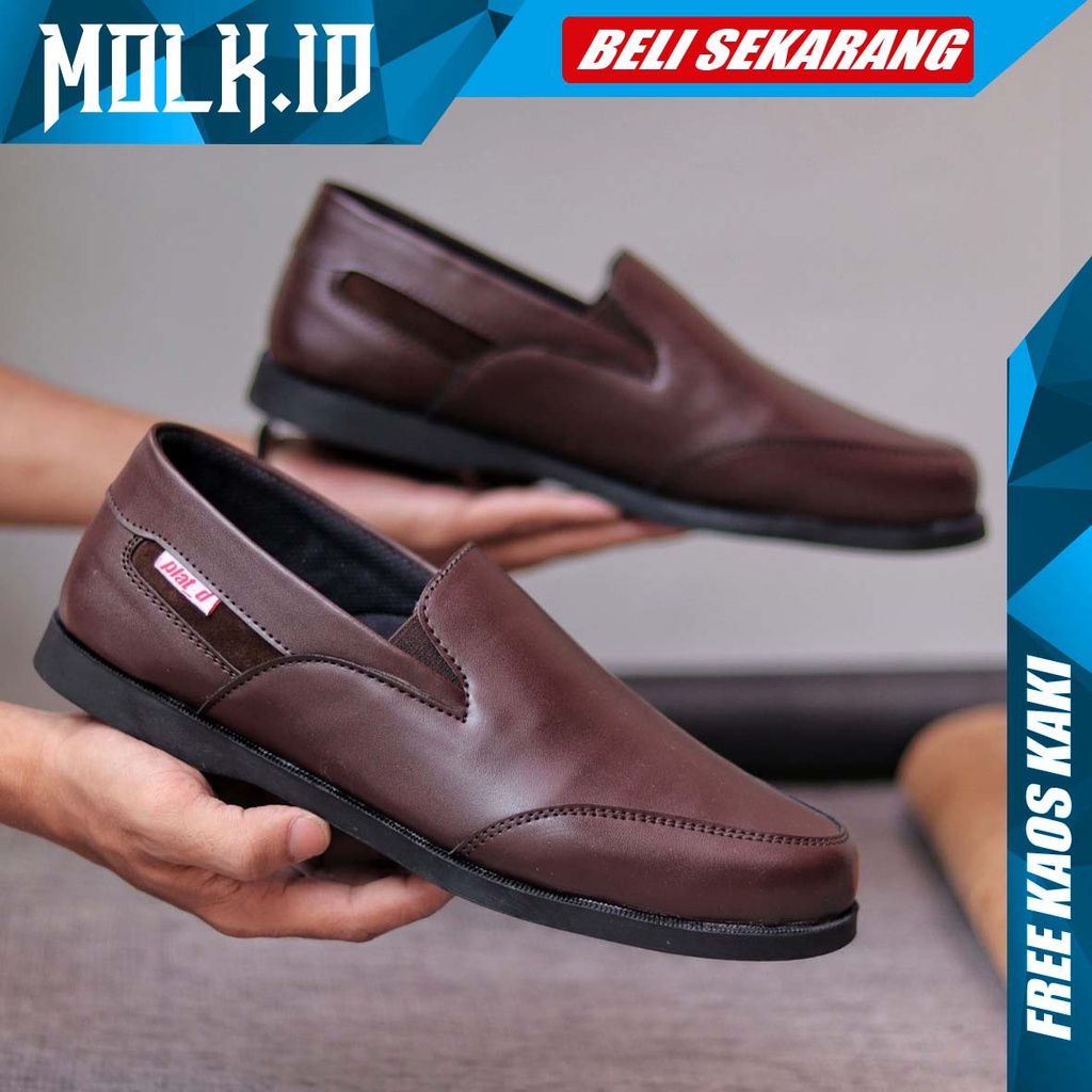 MOLK Sepatu Kasual Formal Pria Kulit Sintetik Pantofel Kerja Kantor Kuliah