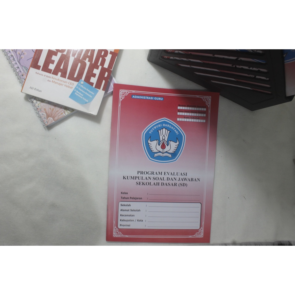 

Buku Program Evaluasi Kumpulan Soal dan Jawaban SD K13