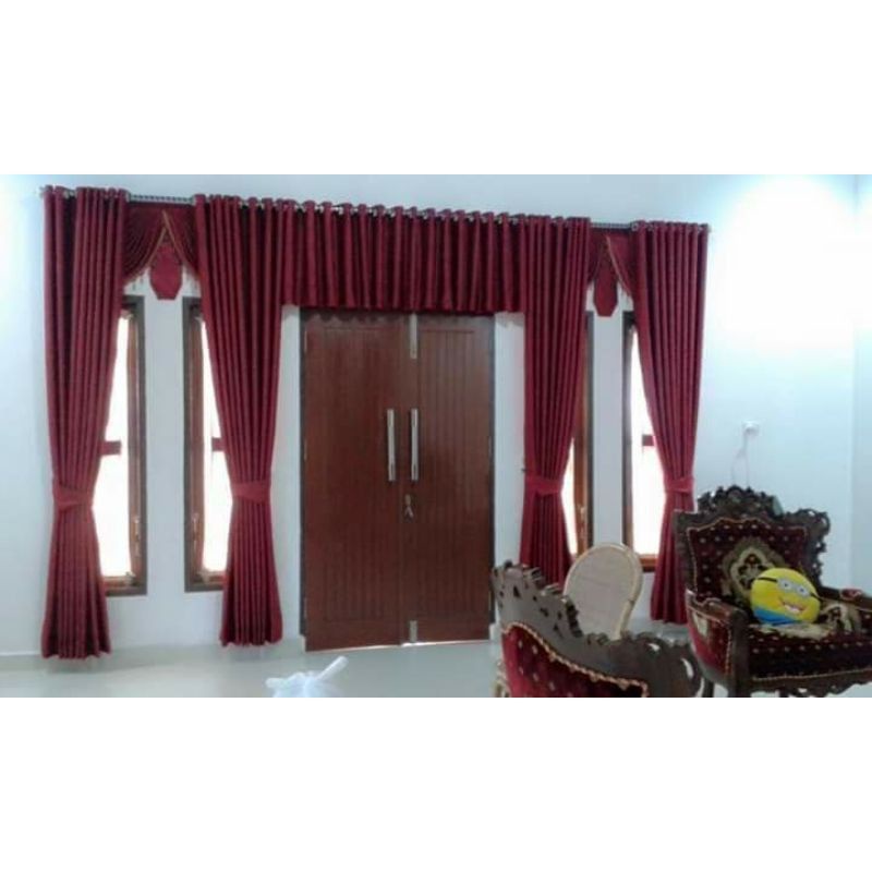 Gorden black out model poni (atas pintu/jendela lebar)