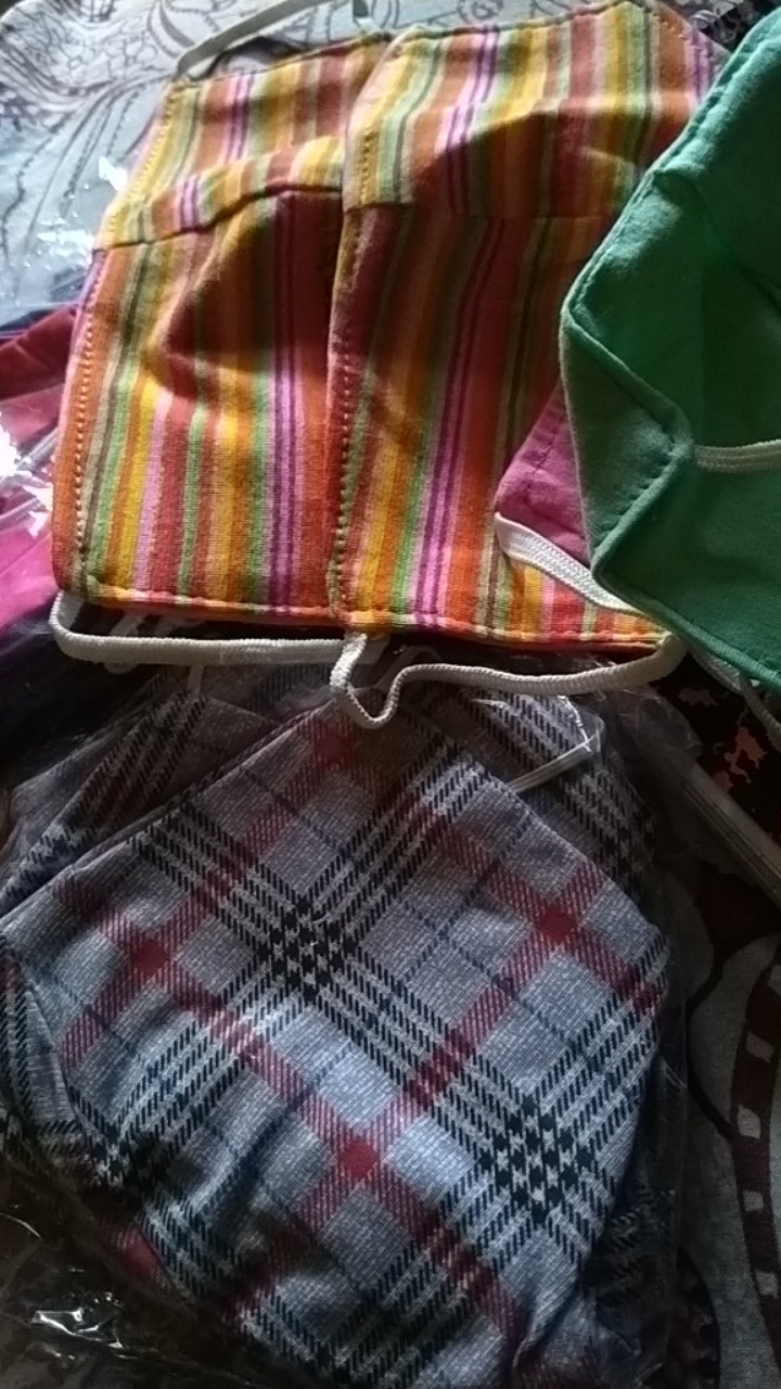 Masker Kain Tali 2 Lapis Dan Pocket Bisa Isi Tissue