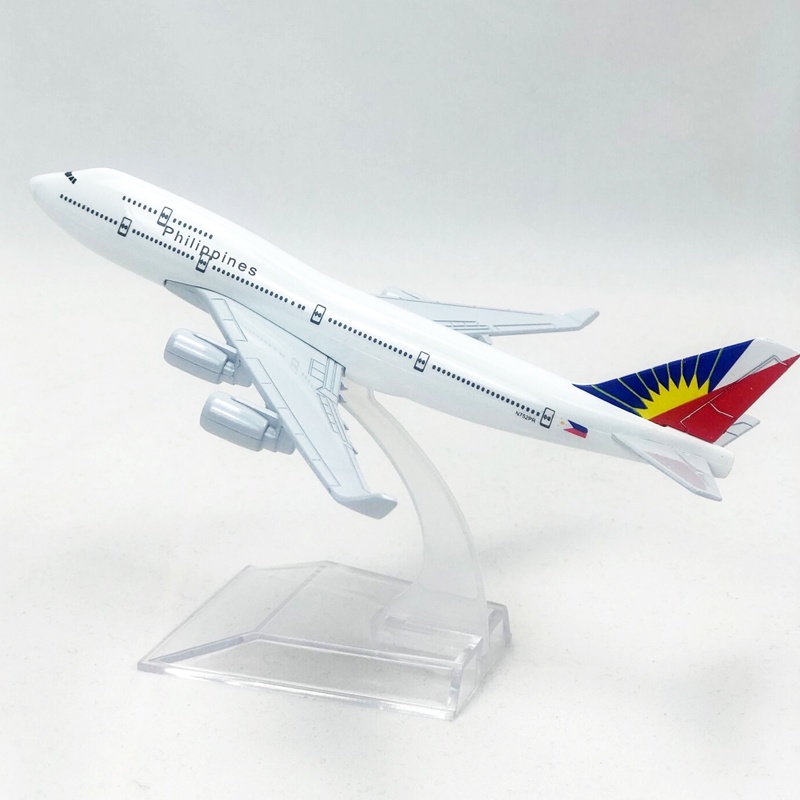 Mainan Model Pesawat Terbang Philippine Airlines PAL Boeing B747 Bahan Metal Alloy Ukuran 16cm