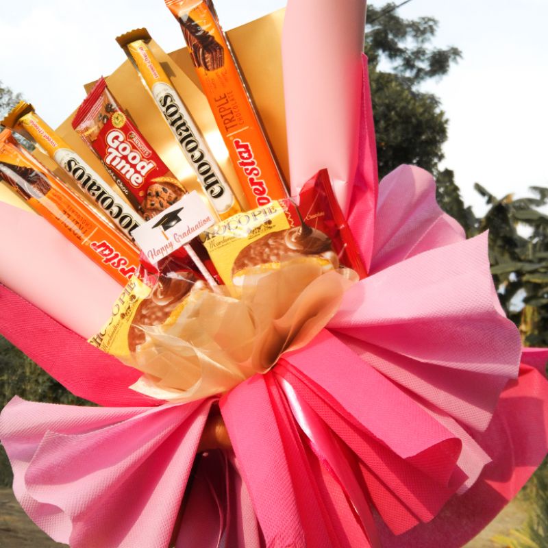 

Buket jajan untuk Graduation murmerrr