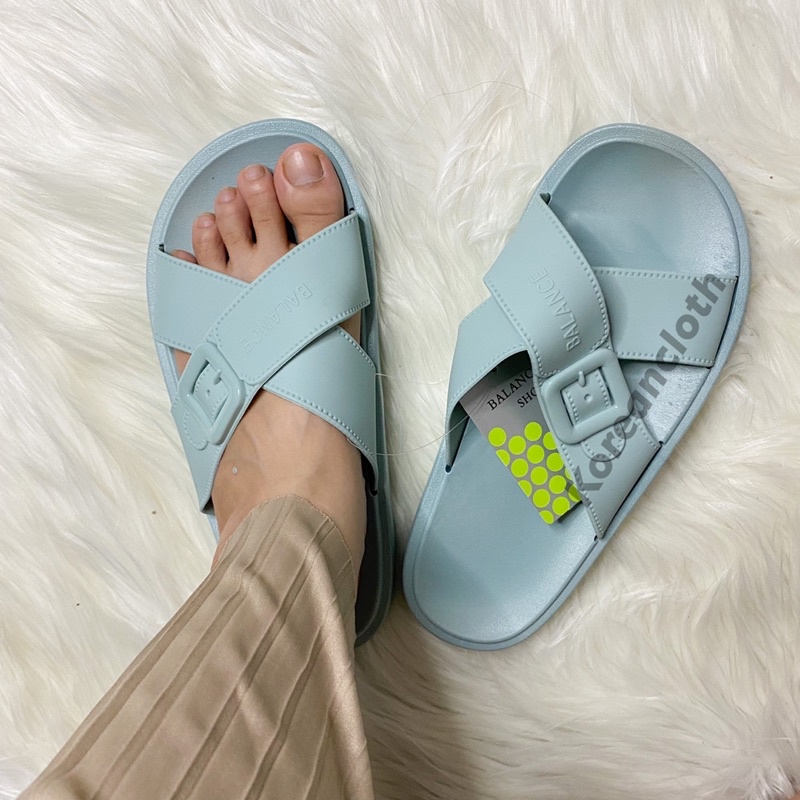 BALANCE 1969-X1C SANDAL KARET WANITA TALI SILANG