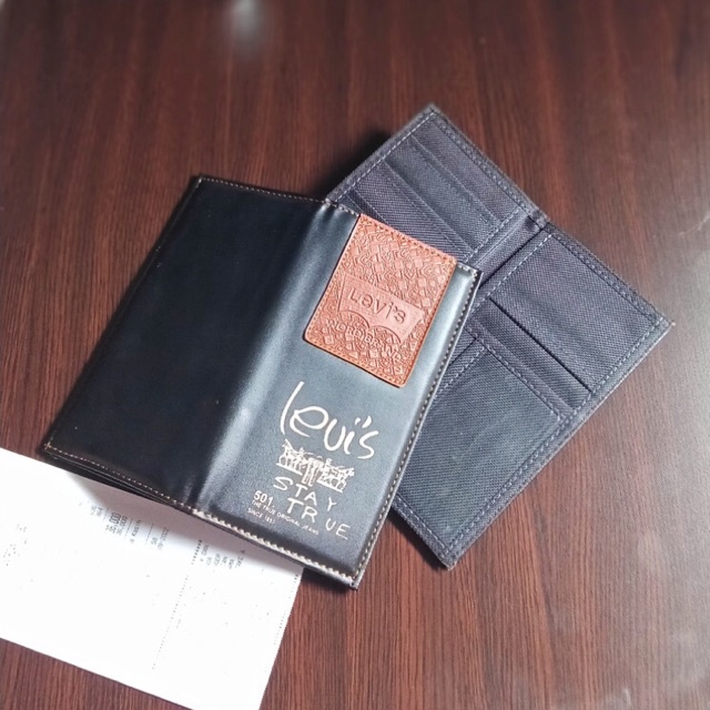 HARGA CUCI GUDANG‼️ dari anton hilmanto dompet paspor panjang murah meriah pria murah meriah #dompet #dompetpanjang #99 #murahmeriah #shopee