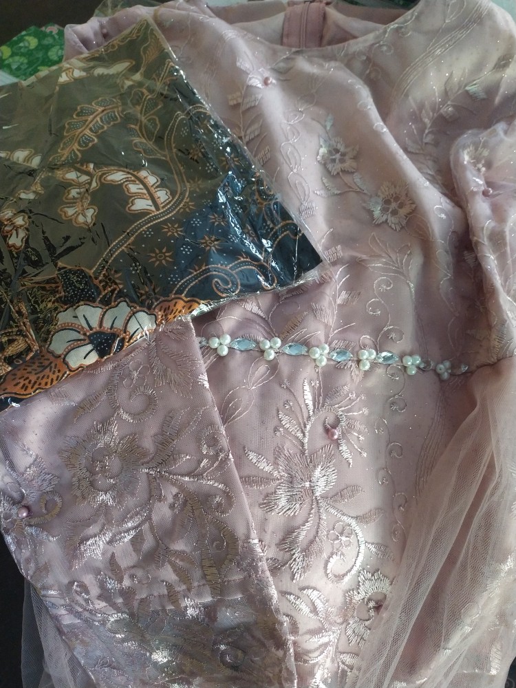 Maura Couple - Sania Ruffle Batik Couple Ori Ndoro Jowi Garansi Termurah Shopee - Couple Naira2