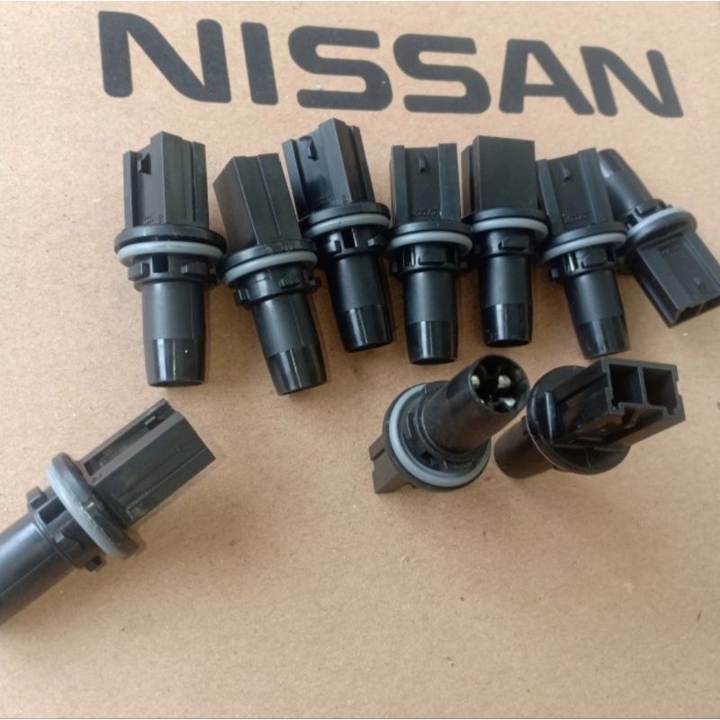 SOCKET ATAU FITTING LAMPU SENJA NISSAN DATSUN ORIGINAL