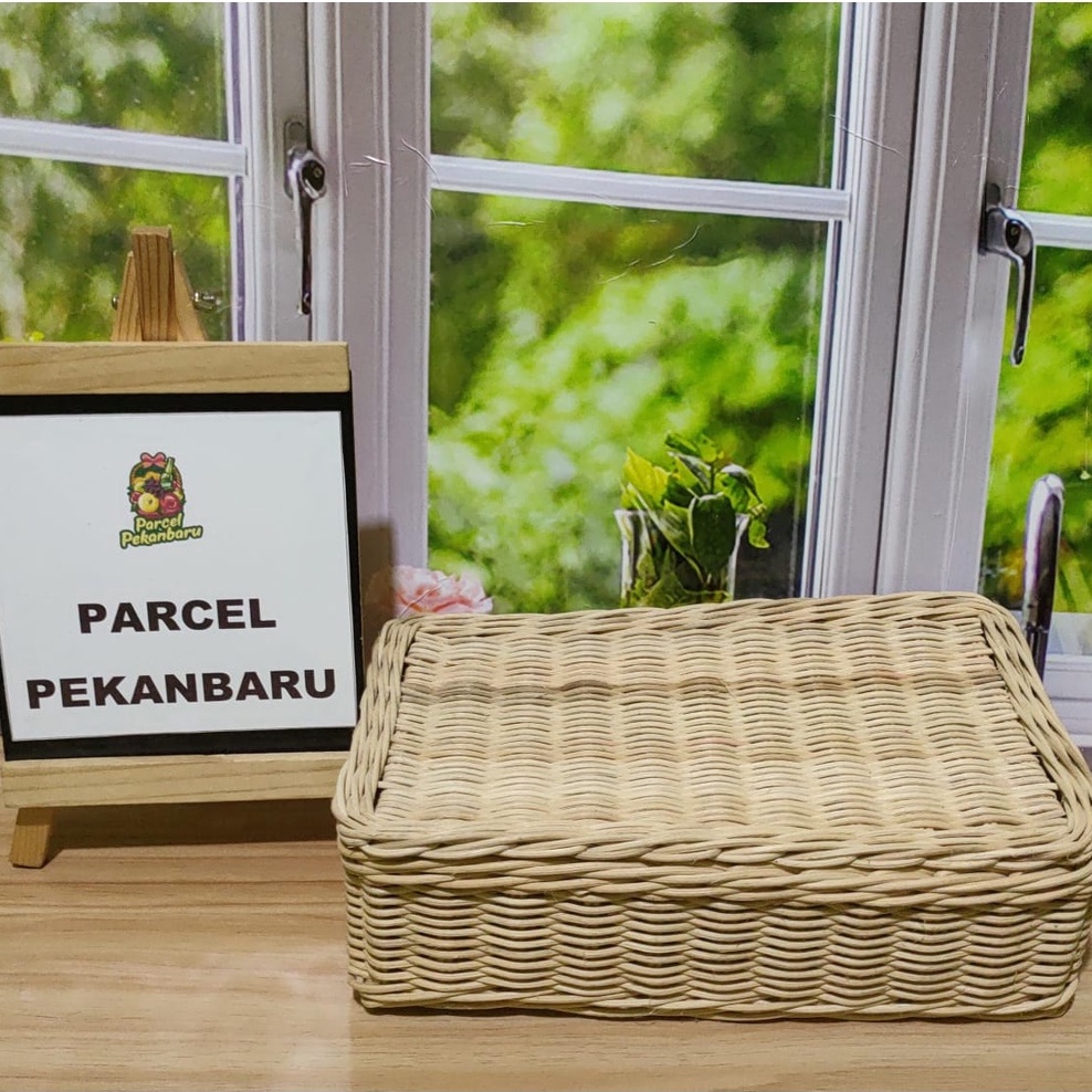 Keranjang Rotan Persegi Box Hampers