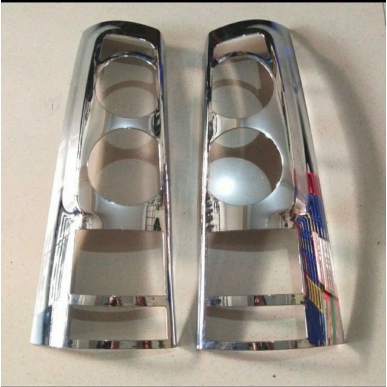 Garnish List Lampu Belakang Avanza Xenia Old Lama 2004 - 2007 Chrome