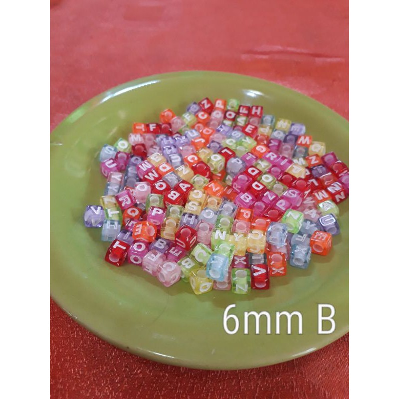 manik huruf kubus bisa pilih huruf 6mm dan 8mm