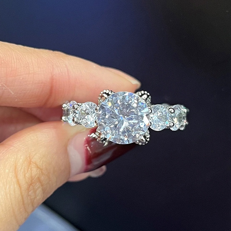 Cincin Wanita Hias Cubic Zirconia Berkilau Untuk Pertunangan / Pernikahan