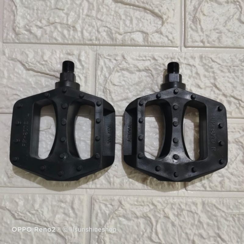 Pedal BMX As Kecil Hitam Eterna Plastik Gotri FP-807B P