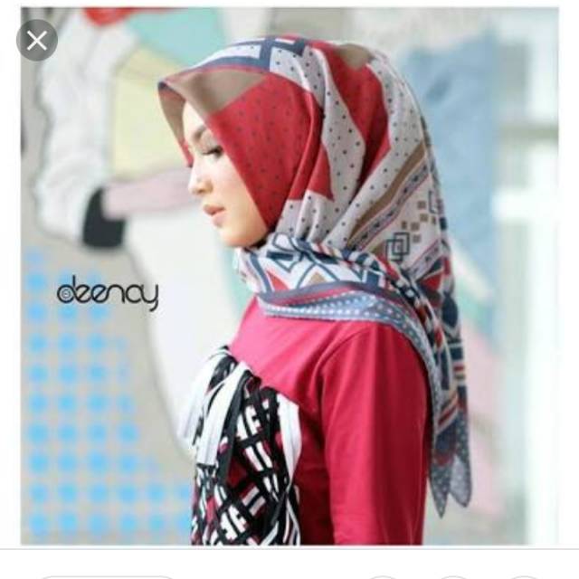 

Deenay castel