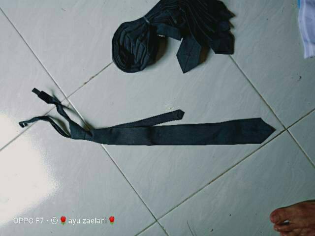 DASI HITAM PEREKAT 130cm