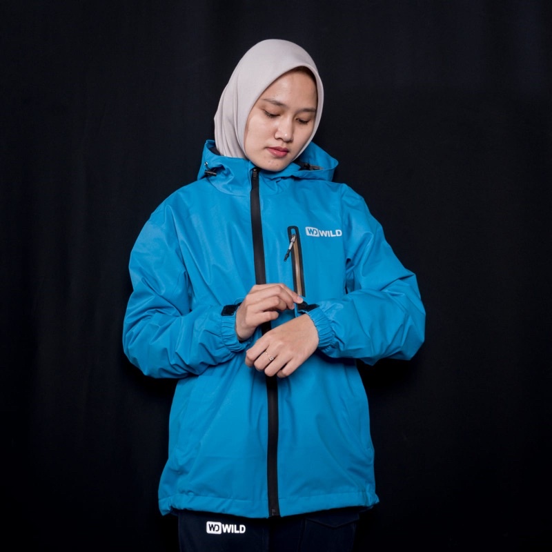 JAKET GUNUNG WANITA WATERPROOF RINJANI SERIES-Biru tosca