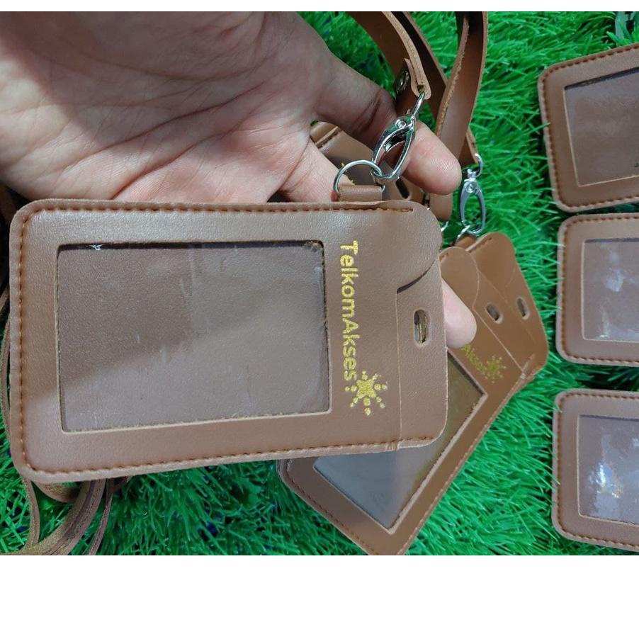 

Terbaru - ID CARD HOLDER COKLAT TELKOM AKSES ,,