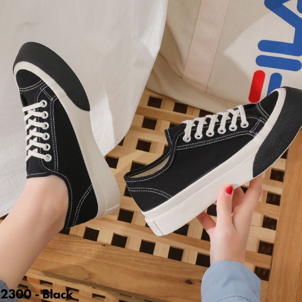 SEPATU SNEAKERS KANVAS WANITA IMPORT MODEL TERBARU SOLE KARET NYAMAN UNIK WARNA JRENG 2300