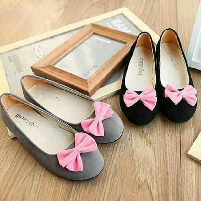 

Flat pita pink