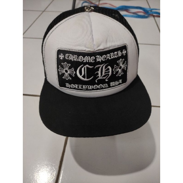 topi chrome hearts