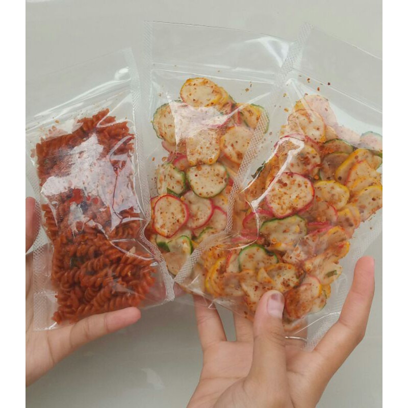 

KERIPIK MAKARONI CIHUY/KERUPUK SEUBLAK/BASRENG VARIAN RASA