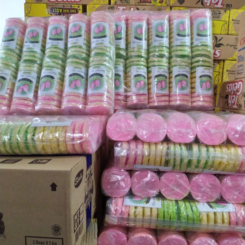 

arbanat, rambut nenek, arbanat opak, arbanat premium isi 10 slice (10 lingkaran)