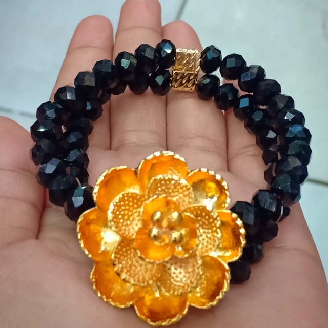 Gelang mawar jumbo kristal hitam