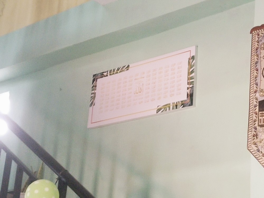 Asmaul Husna Putih Emas Monstera 1m