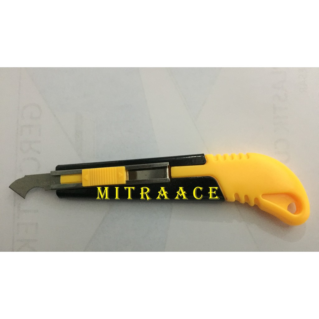 

PISAU/CUTTER AKRILIK MERK XINFA