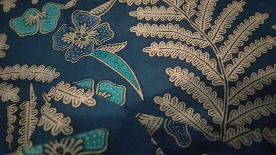 Men Sale Kemeja Batik Slimfit Modern Best Quality Atasan Couple Standar Butik Motif Daun Navy