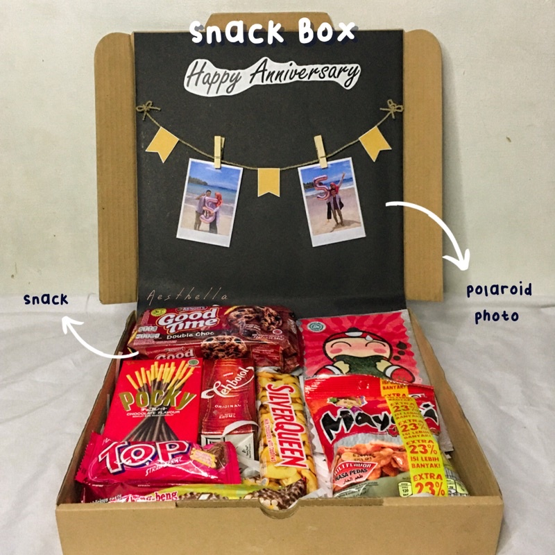 

SNACK BOX AESTHELLA.ID // KADO ULANG TAHUN / HAMPERS SNACK / KADO WISUDA / KADO COWOK CEWEK / CUSTOM GIFT