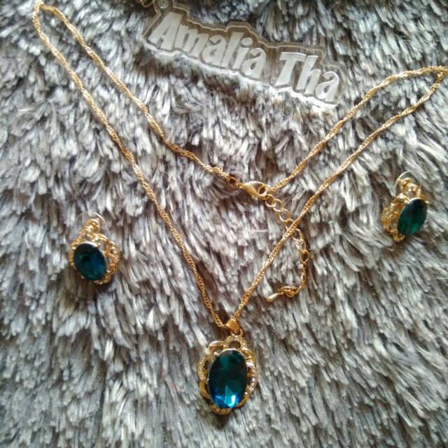 Perhiasan set Kalung & Anting permata biru