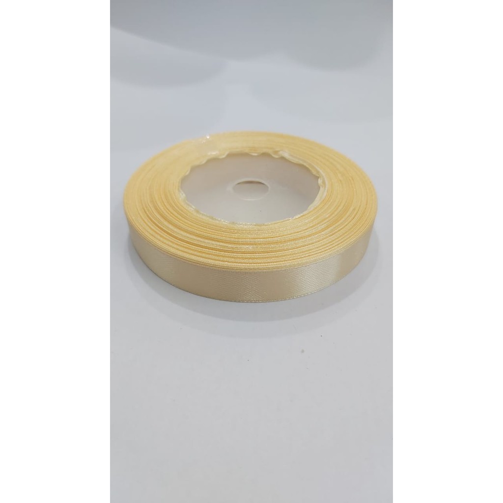 

Satin 1,3cm cream panjang 20 yard
