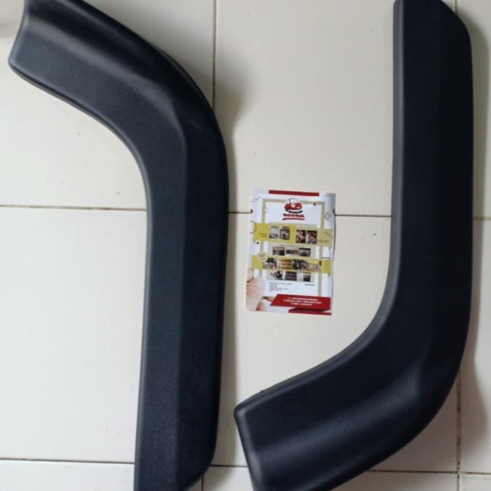 WINGLET BUMPER MOBIL UNIVERSAL WING LIPS DEPAN + HIDROLIK 2 PCS