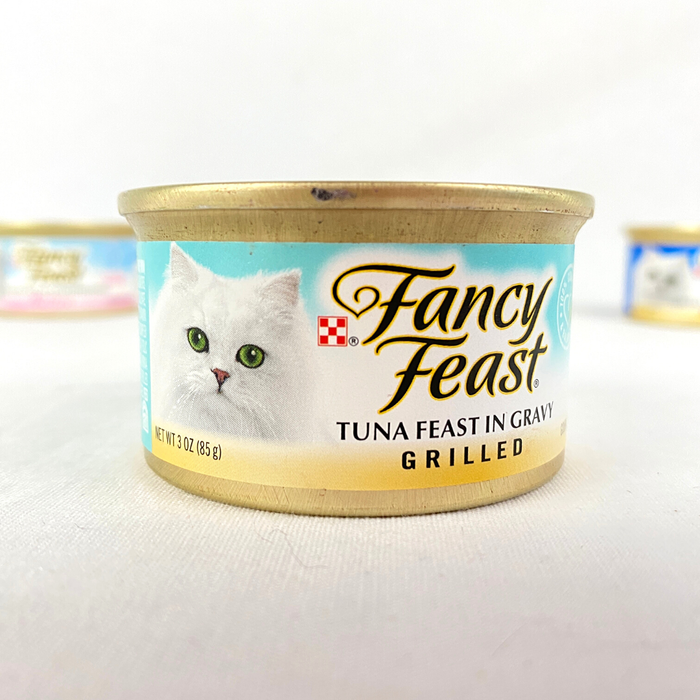 

FANCY FEAST Makanan Kucing Grilled TUNA Gravy Can 85gr