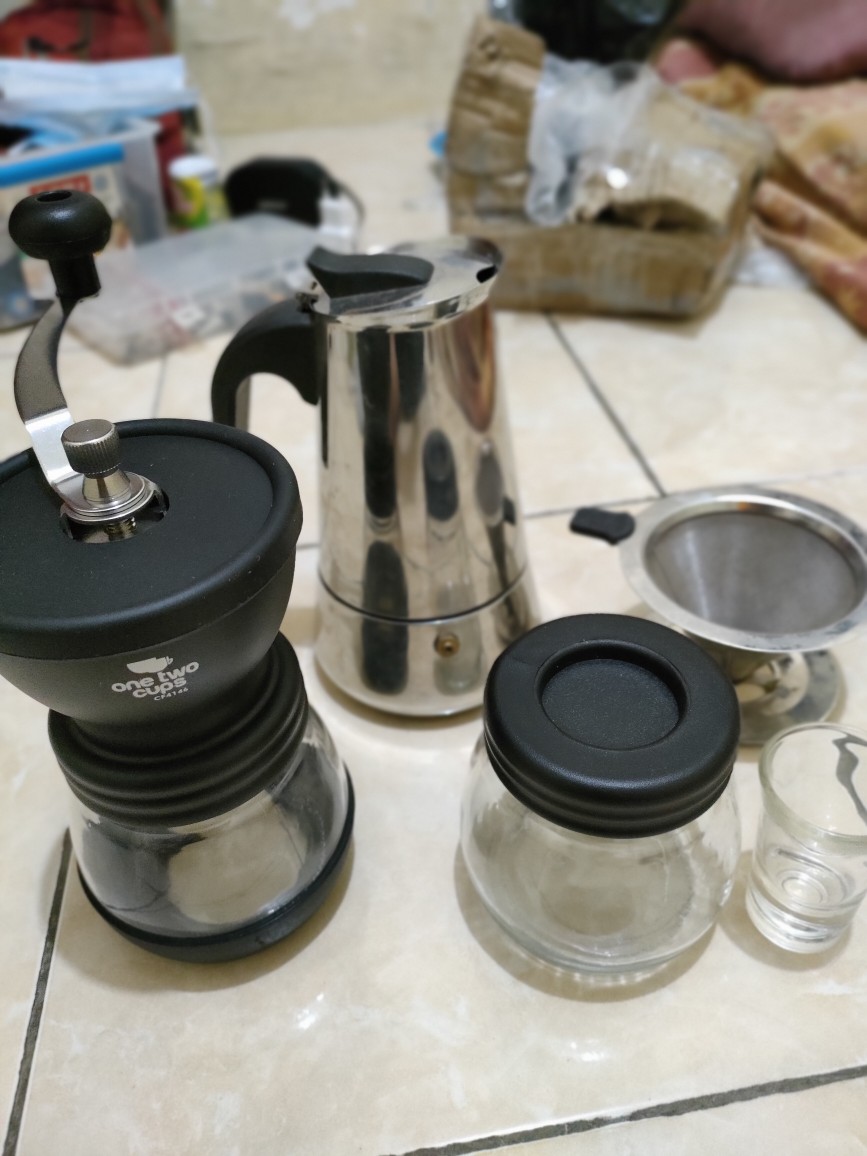 Coffee Grinder Alat Penggiling Kopi Grinder Manual Peralatan Kopi Manual Coffee Maker Hand Grinder